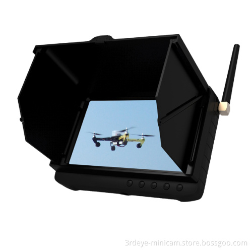 Wireless 5 Inch Mini CCTV DVR with Sunshade